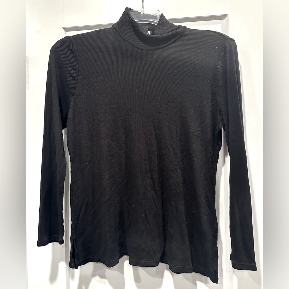 JONES NEW YORK Ribbed Black Mock Turtleneck